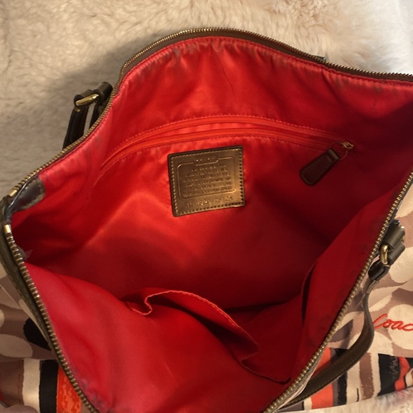 COACH Authentic Polka Dot Poppy Watercolor Tote Bag & Matching Small Wristlet - Picture 6 of 16